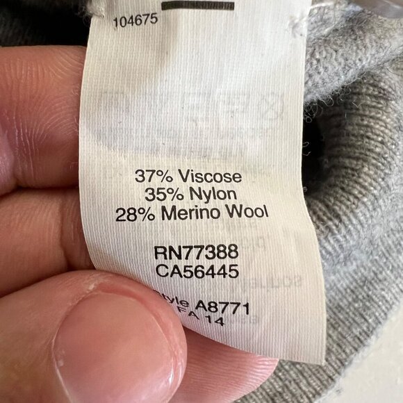 J.Crew Women's Lightweight Sweater Long Sleeve Gray Colorblock Size Large - Picture 9 of 9